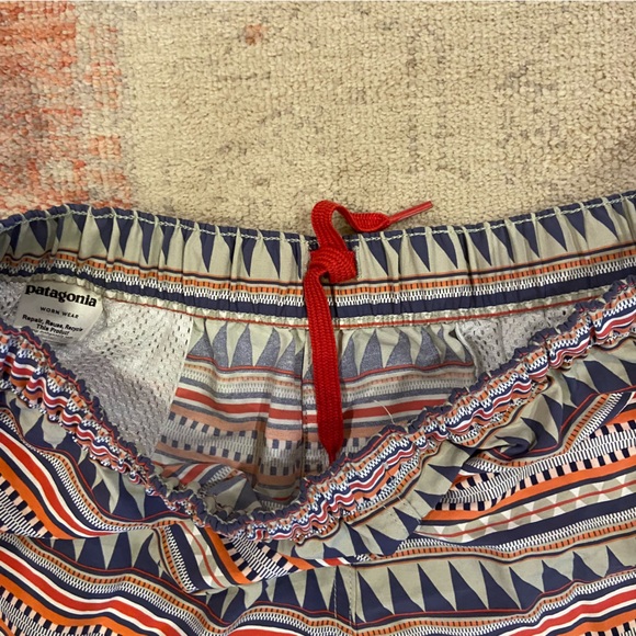 Patagonia Barely Baggies Women's Shorts - Picture 5 of 6